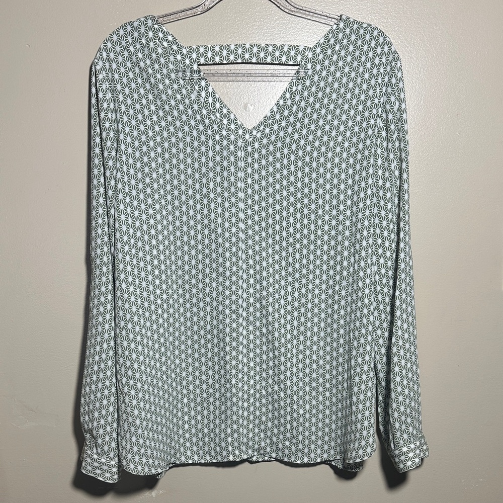 Loft Large Green White Long Sleeved Popover‎ Career Top